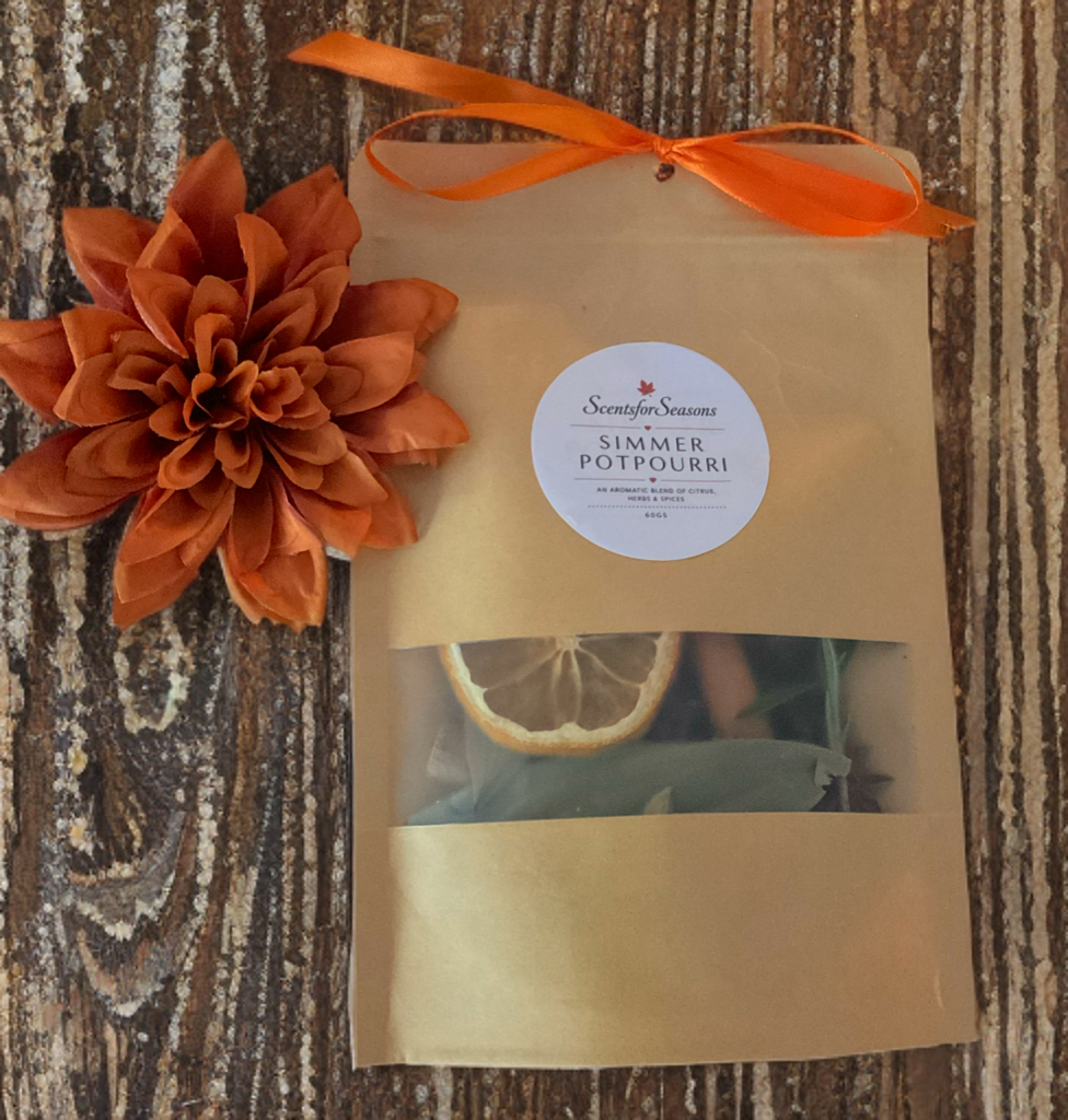 Handcrafted Simmer Potpourri - cozy, nostalgic scent for the cooler seasons 🍂
